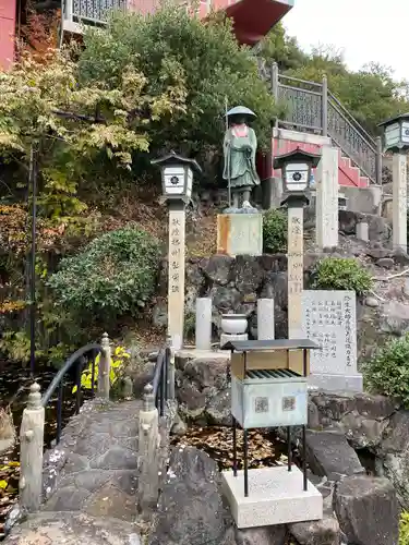 西ノ滝龍水寺(香川県)