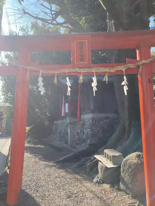 於萬稲荷大明神(田中天満宮末社)の{uncategorized: "未分類", other: "その他", undefined: "問題あり", building: "その他建物", grave: "お墓", sacred_gate: "鳥居", guardian: "狛犬", statue: "像", buddha: "仏像", history: "歴史", nature: "自然", garden: "庭園", animal: "動物", pagoda: "塔", temizu: "手水舎", mountain_gate: "山門・神門", sanctuary: "本殿・本堂", subordinate: "末社・摂社", art: "芸術", scenery: "景色", jizo: "地蔵", ema: "絵馬", goshuin: "御朱印", omikuji: "おみくじ", items: "授与品その他", amulet: "お守り", goshuincho: "御朱印帳", eats: "食事", festival: "お祭り", votive_dance: "神楽", shichigosan: "七五三参", wedding: "結婚式", experience: "体験その他", initially: "初詣", around: "周辺", anti_infection: "感染症対策"}