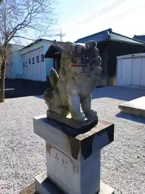諏訪神社の狛犬