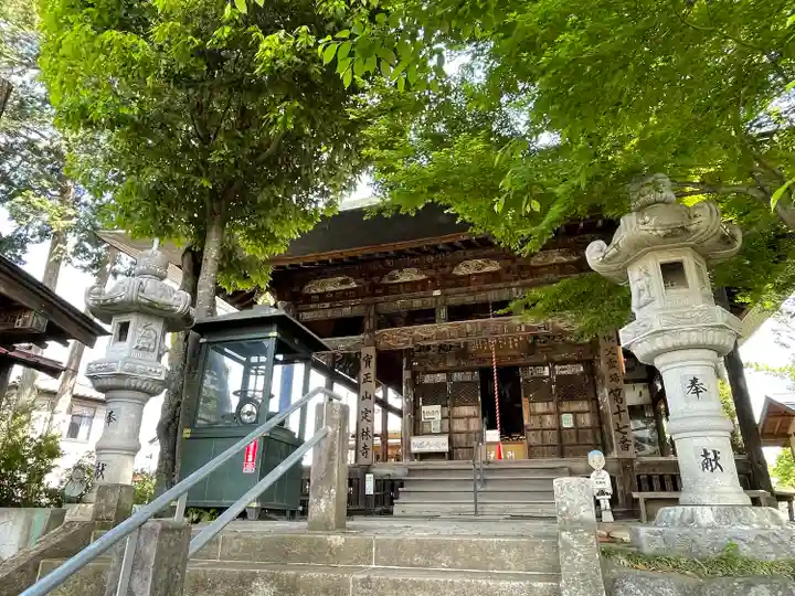 定林寺の本殿・本堂