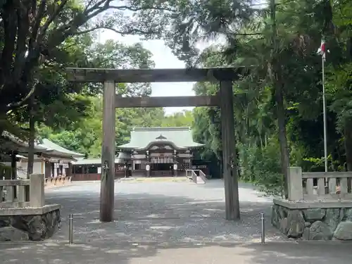 氷上姉子神社（熱田神宮摂社）の鳥居