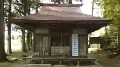 寅卯神社の本殿