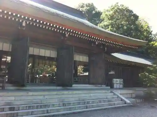 吉野神宮の山門・神門