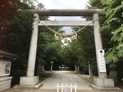 帯廣神社の鳥居