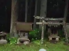 諏訪神社の末社