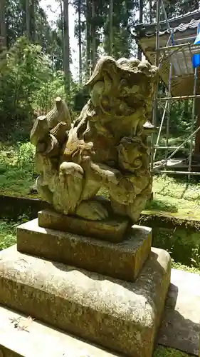 賀寶神社の狛犬