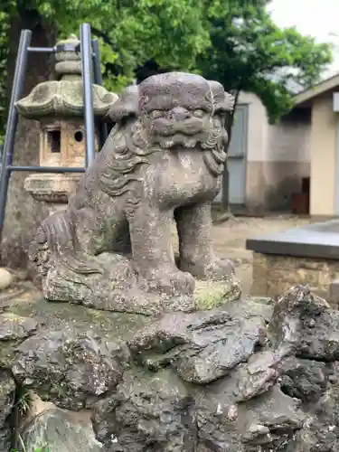 水神社の狛犬