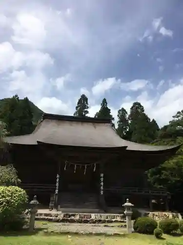 若狭神宮寺の本殿