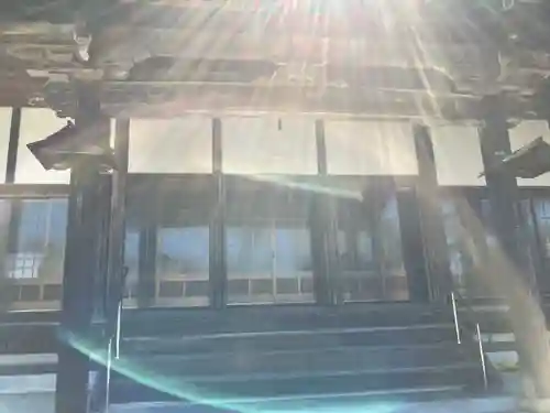 西徳寺の本殿・本堂