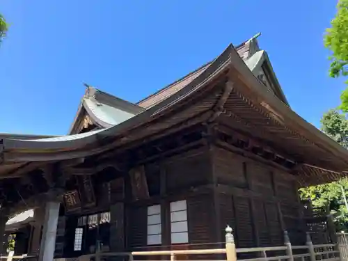 嶺御嶽神社の本殿