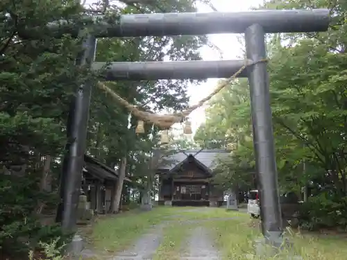 多寄神社の鳥居