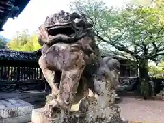 須佐能袁神社の狛犬
