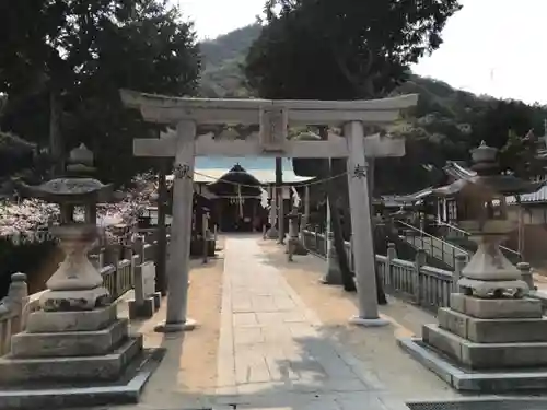 玉比咩神社の鳥居