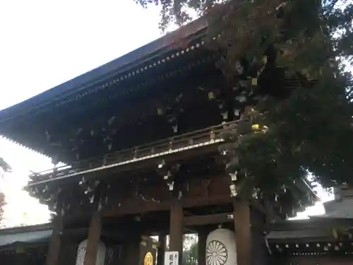 寒川神社の山門・神門