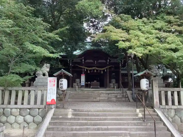堤治神社の本殿・本堂