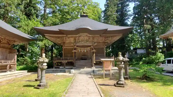 出羽神社(出羽三山神社)~三神合祭殿~の末社・摂社