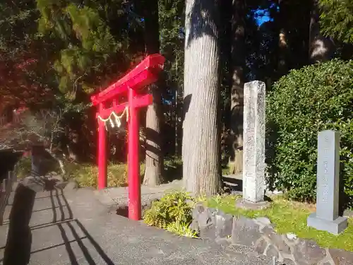 須山浅間神社の鳥居