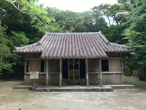 冨崎観音堂の本殿・本堂