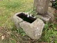 寺院(名称不明)の手水舎