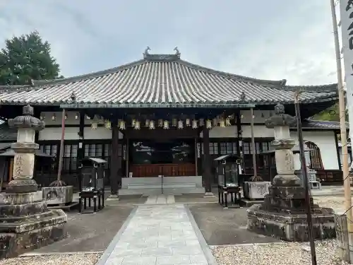 八事山 興正寺の本殿・本堂