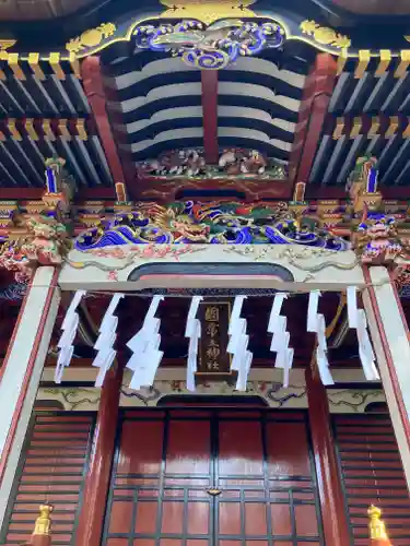 三峯神社の芸術