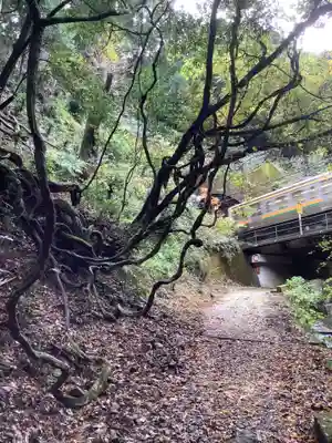 玉野御嶽神社の周辺