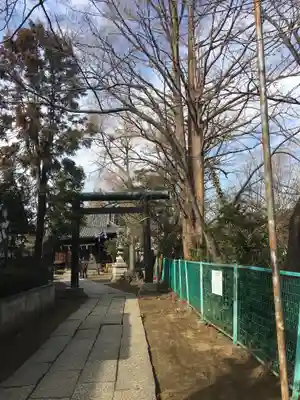 真間稲荷神社の鳥居