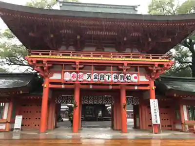 武蔵一宮氷川神社の山門・神門
