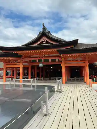 厳島神社(広島県)