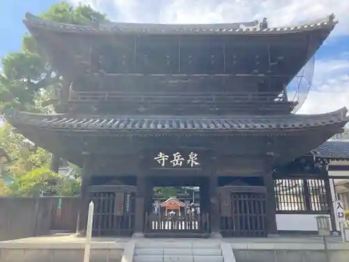 泉岳寺の山門・神門