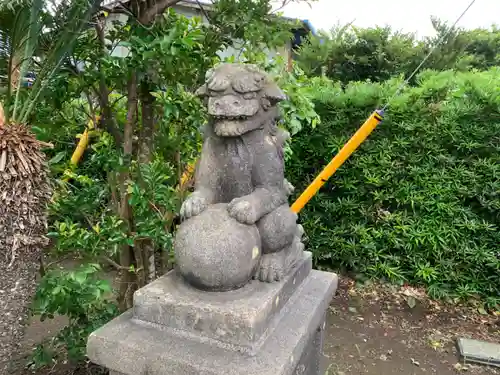 神明神社の狛犬