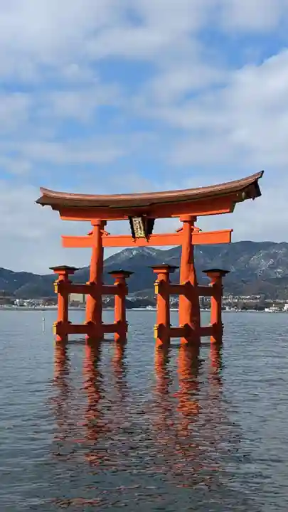 厳島神社(広島県)