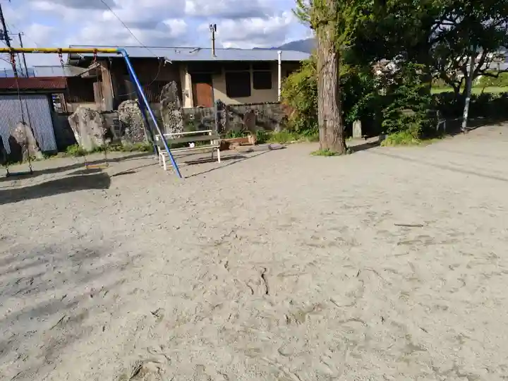 西栢山薬師堂(神奈川県)