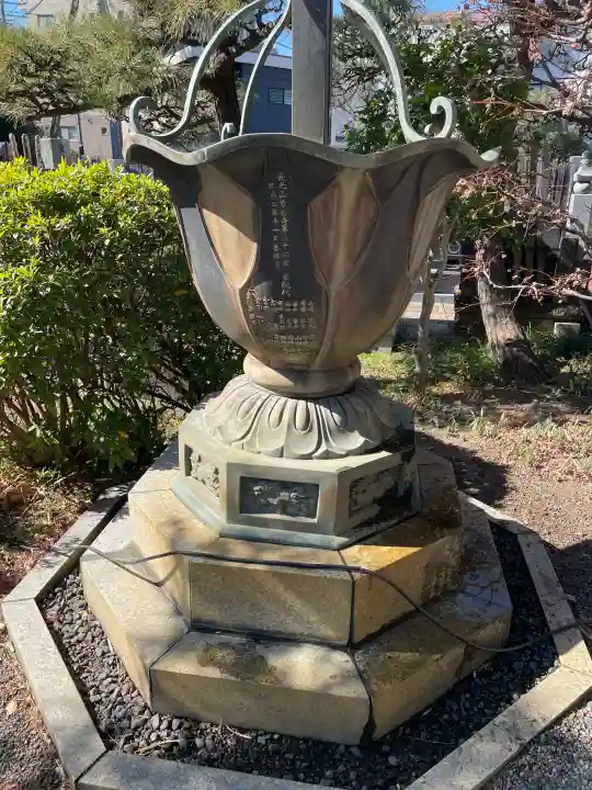 栄林寺の{uncategorized: "未分類", other: "その他", undefined: "問題あり", building: "その他建物", grave: "お墓", sacred_gate: "鳥居", guardian: "狛犬", statue: "像", buddha: "仏像", history: "歴史", nature: "自然", garden: "庭園", animal: "動物", pagoda: "塔", temizu: "手水舎", mountain_gate: "山門・神門", sanctuary: "本殿・本堂", subordinate: "末社・摂社", art: "芸術", scenery: "景色", jizo: "地蔵", ema: "絵馬", goshuin: "御朱印", omikuji: "おみくじ", items: "授与品その他", amulet: "お守り", goshuincho: "御朱印帳", eats: "食事", festival: "お祭り", votive_dance: "神楽", shichigosan: "七五三参", wedding: "結婚式", experience: "体験その他", initially: "初詣", around: "周辺", anti_infection: "感染症対策"}