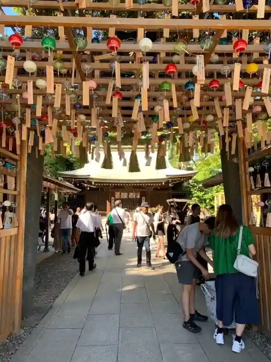 川越氷川神社の{uncategorized: "未分類", other: "その他", undefined: "問題あり", building: "その他建物", grave: "お墓", sacred_gate: "鳥居", guardian: "狛犬", statue: "像", buddha: "仏像", history: "歴史", nature: "自然", garden: "庭園", animal: "動物", pagoda: "塔", temizu: "手水舎", mountain_gate: "山門・神門", sanctuary: "本殿・本堂", subordinate: "末社・摂社", art: "芸術", scenery: "景色", jizo: "地蔵", ema: "絵馬", goshuin: "御朱印", omikuji: "おみくじ", items: "授与品その他", amulet: "お守り", goshuincho: "御朱印帳", eats: "食事", festival: "お祭り", votive_dance: "神楽", shichigosan: "七五三参", wedding: "結婚式", experience: "体験その他", initially: "初詣", around: "周辺", anti_infection: "感染症対策"}