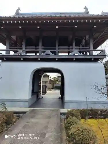 獅子吼山轉法輪寺の山門