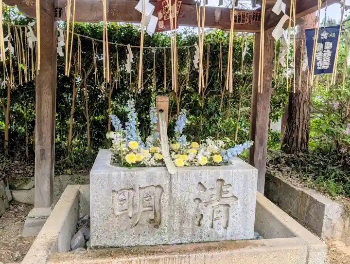 常陸國總社宮の{uncategorized: "未分類", other: "その他", undefined: "問題あり", building: "その他建物", grave: "お墓", sacred_gate: "鳥居", guardian: "狛犬", statue: "像", buddha: "仏像", history: "歴史", nature: "自然", garden: "庭園", animal: "動物", pagoda: "塔", temizu: "手水舎", mountain_gate: "山門・神門", sanctuary: "本殿・本堂", subordinate: "末社・摂社", art: "芸術", scenery: "景色", jizo: "地蔵", ema: "絵馬", goshuin: "御朱印", omikuji: "おみくじ", items: "授与品その他", amulet: "お守り", goshuincho: "御朱印帳", eats: "食事", festival: "お祭り", votive_dance: "神楽", shichigosan: "七五三参", wedding: "結婚式", experience: "体験その他", initially: "初詣", around: "周辺", anti_infection: "感染症対策"}