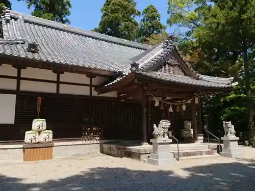 加富神社の本殿・本堂