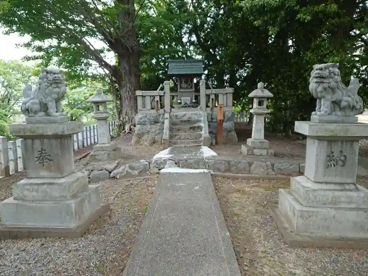 御鍬神社の本殿・本堂
