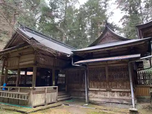 岩戸神社の本殿・本堂