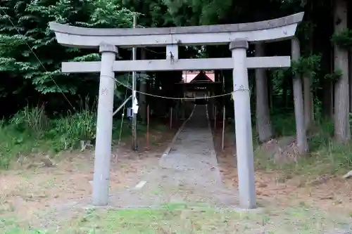 峠下稲荷神社の鳥居