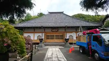 満昌寺の本殿・本堂