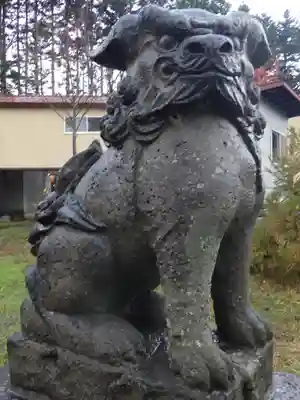 樺戸神社の狛犬