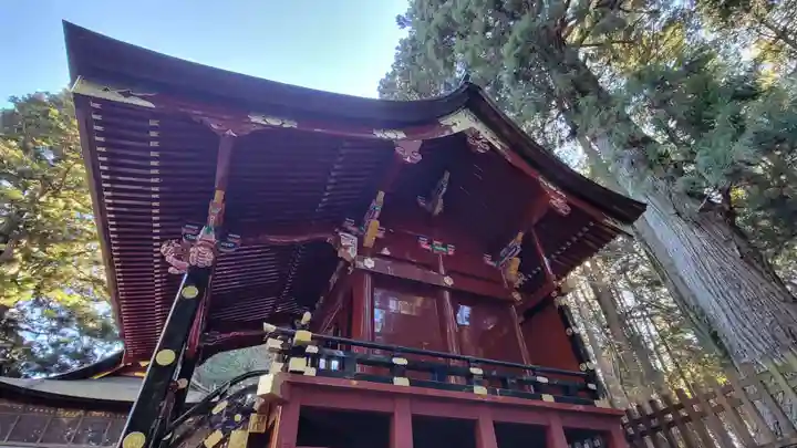 北口本宮冨士浅間神社の末社・摂社