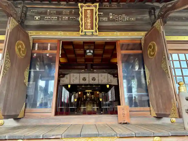 鷺宮八幡神社の{uncategorized: "未分類", other: "その他", undefined: "問題あり", building: "その他建物", grave: "お墓", sacred_gate: "鳥居", guardian: "狛犬", statue: "像", buddha: "仏像", history: "歴史", nature: "自然", garden: "庭園", animal: "動物", pagoda: "塔", temizu: "手水舎", mountain_gate: "山門・神門", sanctuary: "本殿・本堂", subordinate: "末社・摂社", art: "芸術", scenery: "景色", jizo: "地蔵", ema: "絵馬", goshuin: "御朱印", omikuji: "おみくじ", items: "授与品その他", amulet: "お守り", goshuincho: "御朱印帳", eats: "食事", festival: "お祭り", votive_dance: "神楽", shichigosan: "七五三参", wedding: "結婚式", experience: "体験その他", initially: "初詣", around: "周辺", anti_infection: "感染症対策"}