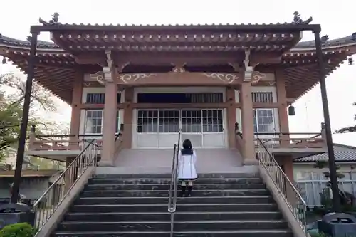 順慶寺の本殿・本堂