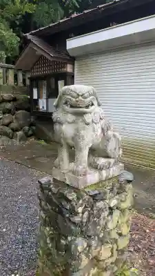 宇奈月神社の{uncategorized: "未分類", other: "その他", undefined: "問題あり", building: "その他建物", grave: "お墓", sacred_gate: "鳥居", guardian: "狛犬", statue: "像", buddha: "仏像", history: "歴史", nature: "自然", garden: "庭園", animal: "動物", pagoda: "塔", temizu: "手水舎", mountain_gate: "山門・神門", sanctuary: "本殿・本堂", subordinate: "末社・摂社", art: "芸術", scenery: "景色", jizo: "地蔵", ema: "絵馬", goshuin: "御朱印", omikuji: "おみくじ", items: "授与品その他", amulet: "お守り", goshuincho: "御朱印帳", eats: "食事", festival: "お祭り", votive_dance: "神楽", shichigosan: "七五三参", wedding: "結婚式", experience: "体験その他", initially: "初詣", around: "周辺", anti_infection: "感染症対策"}