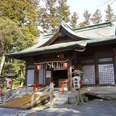 國魂神社の本殿・本堂