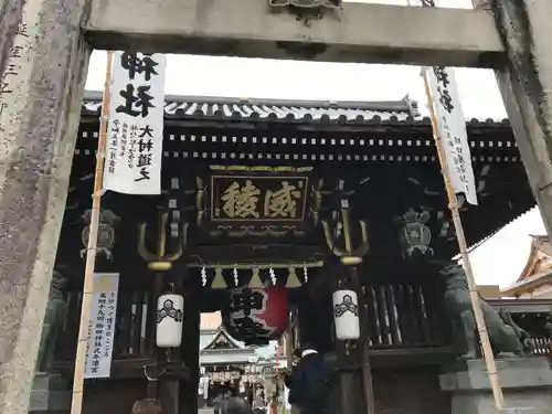 櫛田神社の山門・神門