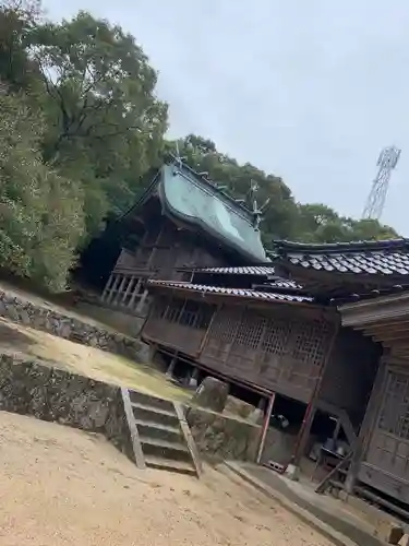 川中神社の本殿